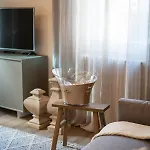 Olive Loft Apartment *